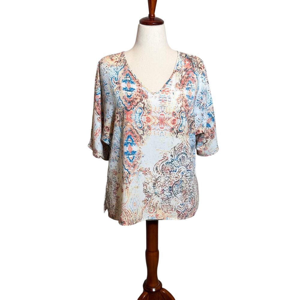 Chico's blouse popover v neck tunic top abstract neutral print Sz 1 US Med